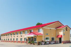 Photograph of Super 8, Jacksonville