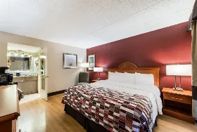 Photograph of Red Roof Inn, Morton Grove