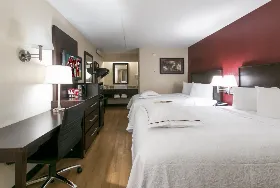 Photograph of Red Roof PLUS+, Hoffman Estates