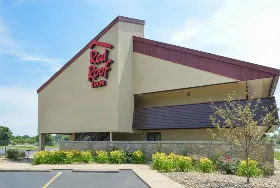 Photograph of Red Roof Inn, Champaign
