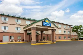 Photograph of Days Inn, Morris