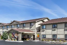 Photograph of Super 8, Ottawa