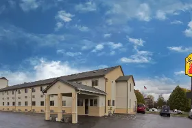 Photograph of Super 8, Rockford