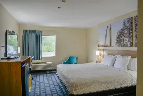 Photograph of Days Inn, Mount Vernon