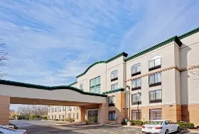 Photograph of Wingate By Wyndham, Arlington Heights