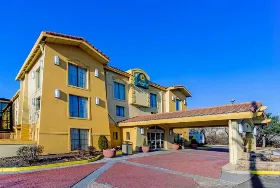 Photograph of La Quinta Inn, Elk Grove Village