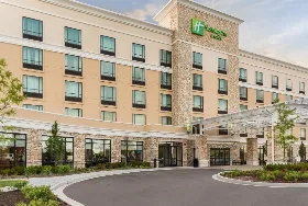 Photograph of Holiday Inn & Suites Joliet Southwest, Joliet