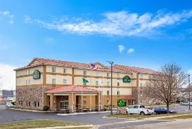 Photograph of La Quinta Inn & Suites, Rockford