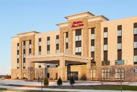 Photograph of Hampton Inn, Minooka