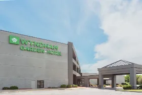 Photograph of Wyndham Garden Conference Center Champaign/Urbana, Urbana