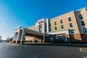 Photograph of Hampton Inn And Suites, Effingham