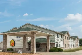 Photograph of Super 8, Greenville