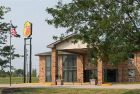 Photograph of Super 8, Staunton