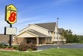 Photograph of Super 8, Alton