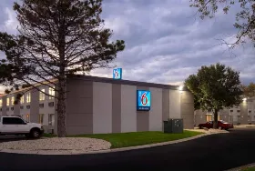 Photograph of Studio 6, Merrillville