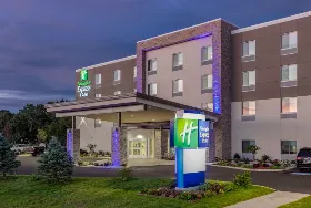 Photograph of Holiday Inn Express, Elkhart