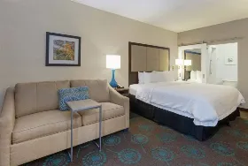 Photograph of Hampton Inn, Bloomington