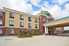 Photograph of Holiday Inn Express, Goshen