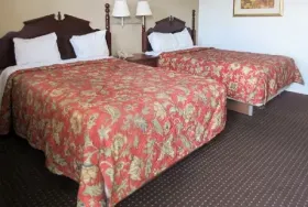 Photograph of Rodeway Inn, Terre Haute