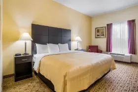 Photograph of Quality Inn, Sellersburg