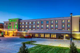 Photograph of Holiday Inn Express, Richmond