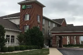Photograph of Holiday Inn Express, Lebanon