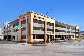 Photograph of La Quinta Inn & Suites, Indianapolis