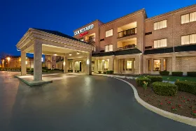 Photograph of Courtyard, Mishawaka