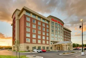 Photograph of Drury Inn & Suites, Lafayette