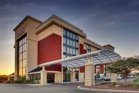 Photograph of Drury Inn & Suites, Evansville