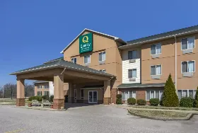 Photograph of Quality Inn, Rockport