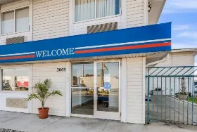 Photograph of Motel 6, Fort Wayne