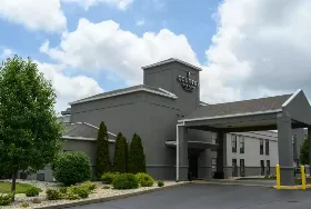 Photograph of Country Inn & Suites, Greenfield