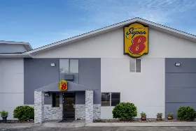 Photograph of Super 8, Merrillville