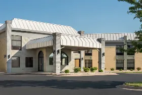 Photograph of Days Inn & Suites by Wyndham Merrillville, Merrillville