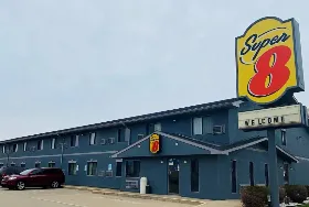Photograph of Super 8, Michigan City