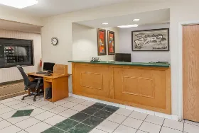 Photograph of Super 8, Huntington