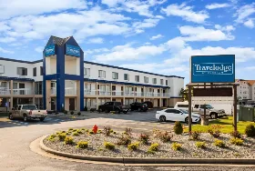 Photograph of Travelodge, Fort Wayne