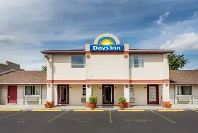 Photograph of Days Inn, Plymouth