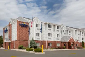 Photograph of Microtel Inn & Suites, South Bend