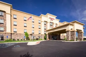Photograph of Hampton Inn, Whitestown
