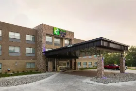 Photograph of Holiday Inn Express, Portage
