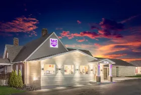 Photograph of Knights Inn, Salem