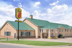 Photograph of Super 8, Winfield