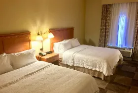 Photograph of Hampton Inn, Garden City