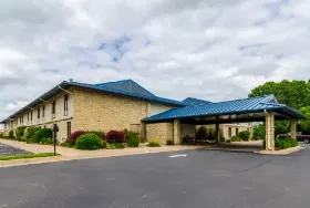Photograph of Quality Inn, Winfield