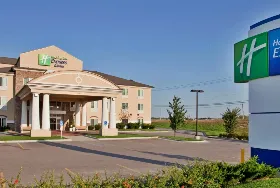 Photograph of Holiday Inn Express, Wichita