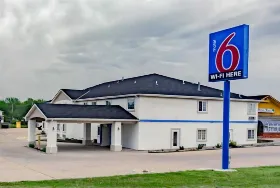 Photograph of Motel 6, Augusta