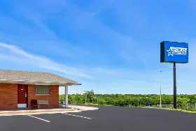 Photograph of Americas Best Value Inn, Belleville