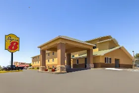 Photograph of Super 8, Dodge City